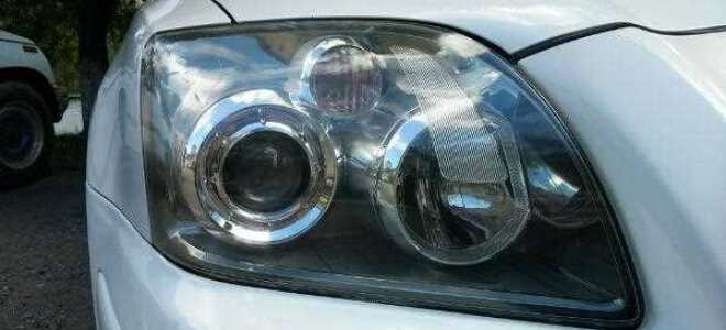 Как снять фару toyota avensis