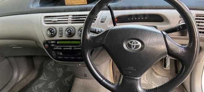 Какие размеры дворников на toyota vista ardeo