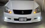 Какие лампочки в фарах toyota crown 180