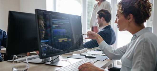 Сколько стоит час работы python программист