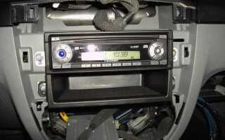 Как снять штатную магнитолу mercedes w245