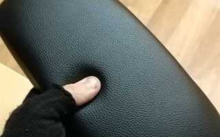 Как снять крышку подлокотника audi a3 8p