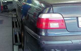 Как снимаются нижние молдинги на bmw e38