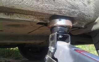 Куда ставить домкрат на volkswagen polo liftback