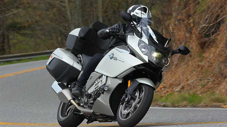 Рекомендации по уходу за компонентами под сиденьем BMW K1600GTL