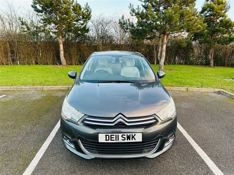 Когда включается режим Economy Mode Active на Citroen C4