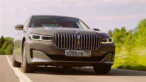 Что лучше выбрать: BMW или Mercedes – сравнение моделей