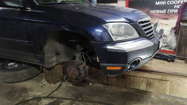 Как снять и установить помпу на Chrysler Pacifica 2005?