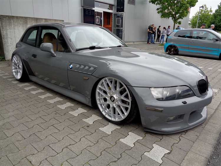 Что делает BMW Z3 Coupe уникальным среди спортивных автомобилей?