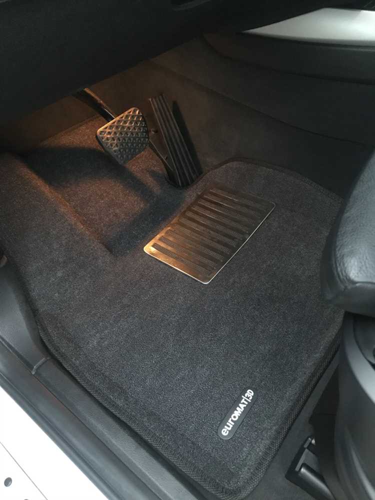 Какие коврики подходят на bmw e83