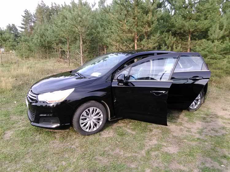Различия в размерах щеток для переднего и заднего стекла Citroen C4