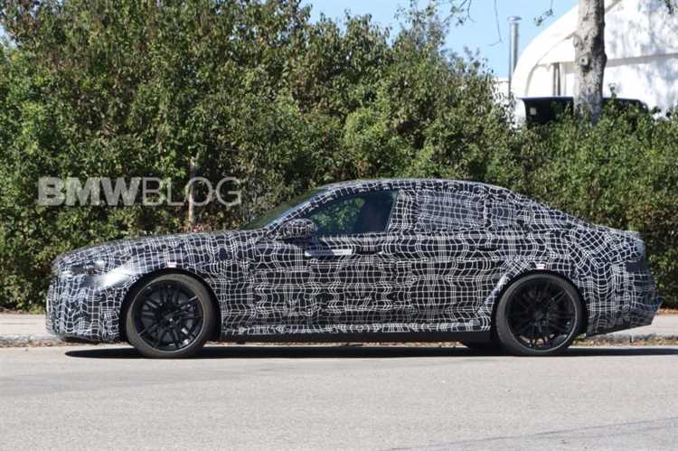 Как влияет тип двигателя на лошадиные силы BMW M5