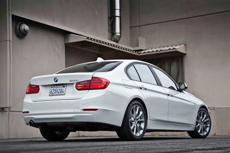 Сколько масла в двигателе bmw f30 320i