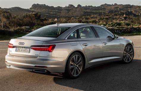 Сравнение цен на Audi A6 в разных комплектациях в 2025 году