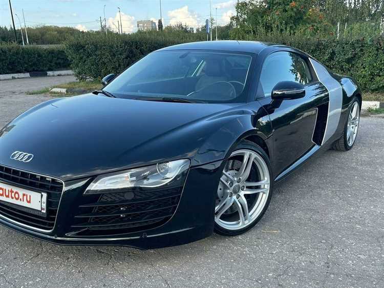 Обзор базовой стоимости Audi R8 в России в 2025 году