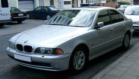 Средняя стоимость BMW E39 на российском рынке в 2025 году
