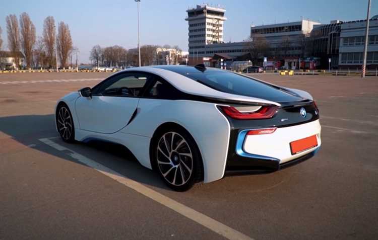 Какие факторы определяют цену BMW i8 2020 года в разных странах