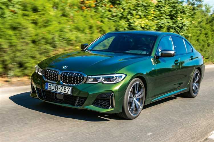 Средняя стоимость BMW M 340 в России в 2025 году