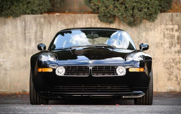 Что важнее при покупке BMW Z8: год выпуска или технические характеристики?