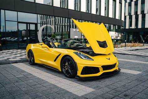 Средняя стоимость Chevrolet C7 на вторичном рынке в 2025 году