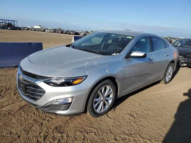 Какие дополнительные расходы связаны с покупкой Chevrolet Malibu в 2025 году?