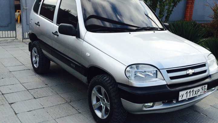 Где купить Chevrolet Niva по самой выгодной цене в 2025 году?