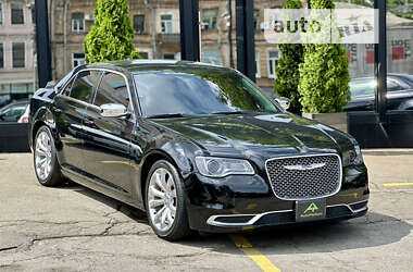 Цена нового Chrysler 300C в салоне: что стоит ожидать?
