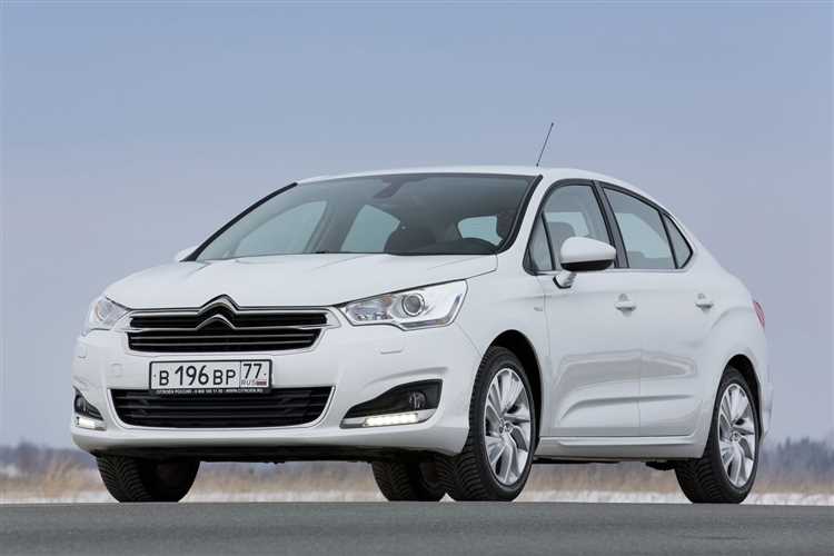 Цены на подержанный Citroen C4 в 2025 году: что важно учитывать