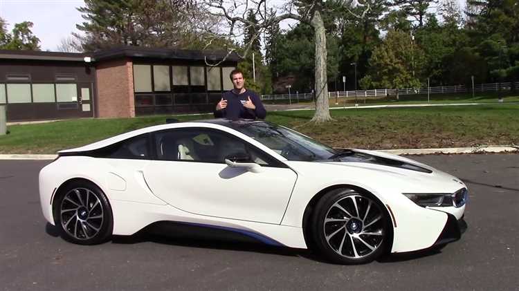 Преимущества и недостатки покупки BMW i8 с пробегом в 2025 году