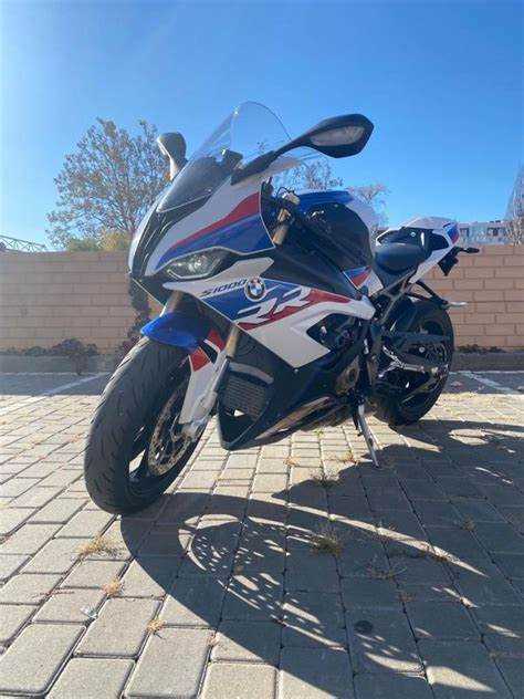Где выгоднее купить BMW S1000RR в 2025 году: дилеры против частных продавцов