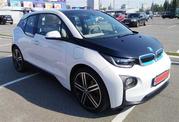 Влияние возраста и состояния BMW i3 на растаможку