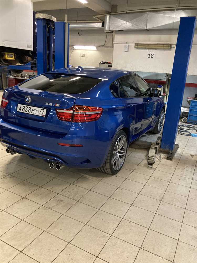 Как частота регулировки сход-развала влияет на стоимость для BMW X4?