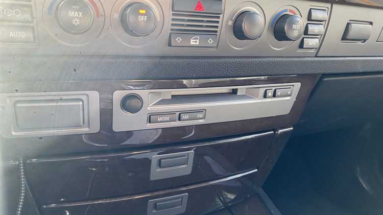 Как сделать aux в bmw e65 730d