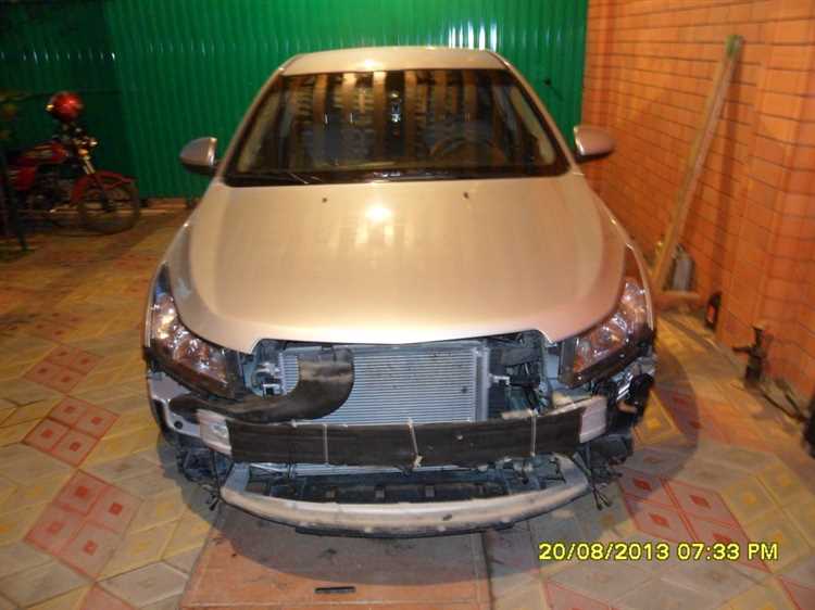 Как правильно снять задний номер с Chevrolet Cruze