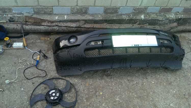 Подготовка инструментов для снятия натяжителя кондиционера