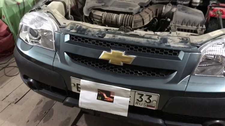 Как снять передний бампер на chevrolet niva