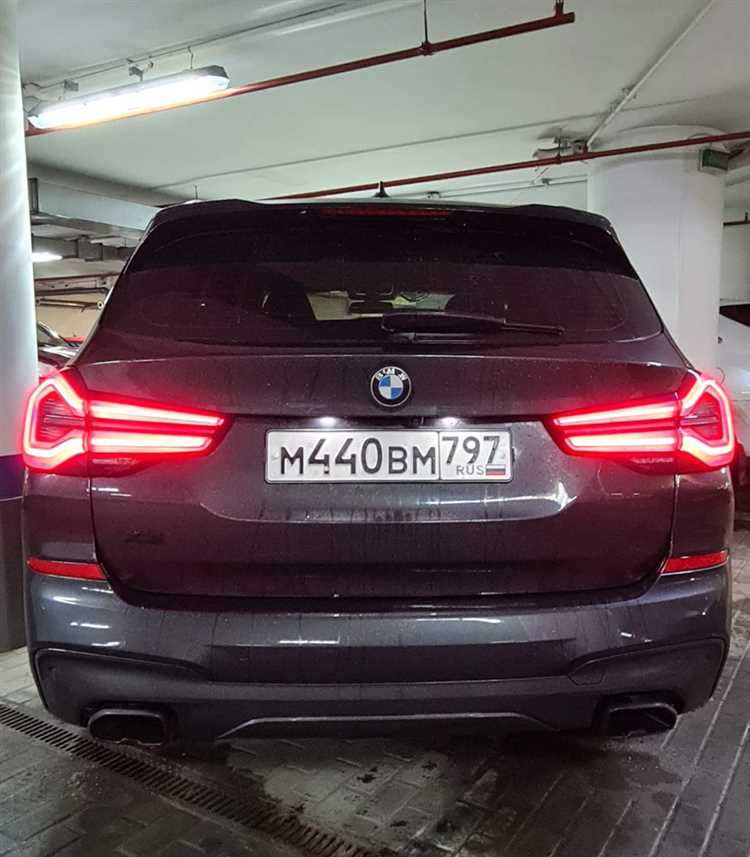Какие инструменты понадобятся для снятия шторки багажника BMW X3 G01