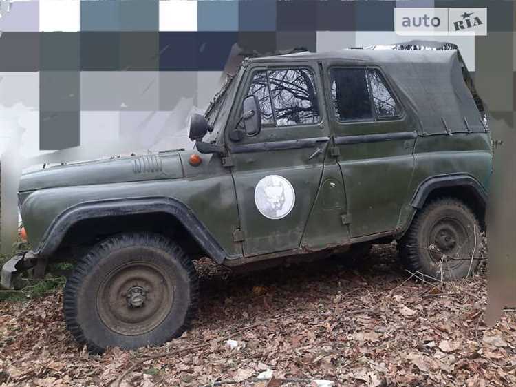Где найти частных продавцов УАЗ 469 б/у в Горно-Алтайске