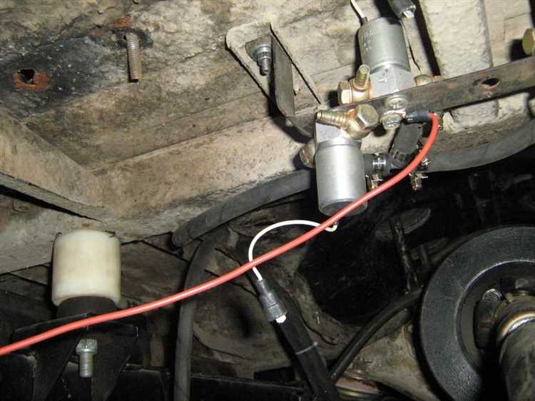 Где находится расширительный бачок на уаз буханка