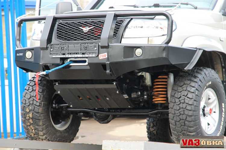 Как крепится молдинг уаз патриот