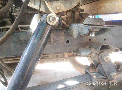 Как крепятся передние локера уаз 3162