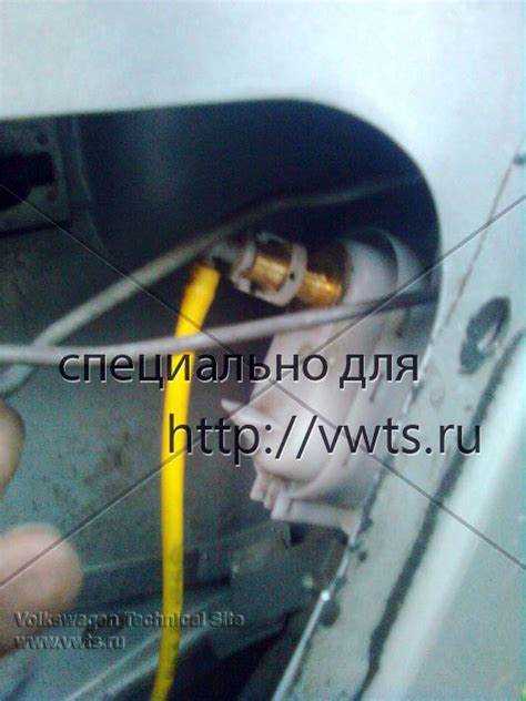 Демонтаж старых замков без повреждения дверей