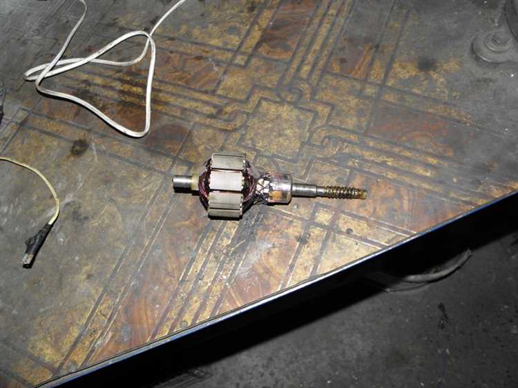 Отключение заднего стеклоочистителя с помощью предохранителя