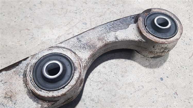 undefinedВажно:</em> перед демонтажем сфотографируйте положение рессор и старых сайлентблоков для правильной ориентации новых при установке.»></p>
<h2>Порядок демонтажа старых сайлентблоков с рессор</h2>
<p><img decoding=