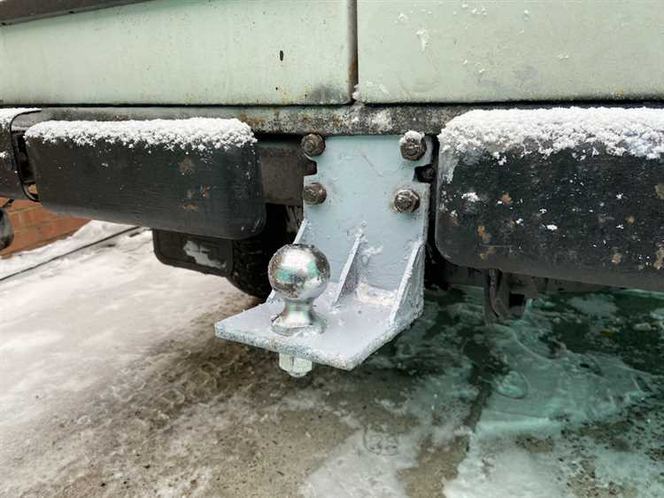 Как правильно снять бампер перед установкой фаркопа