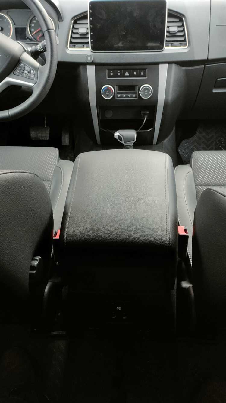 Как сделать удобнее подлокотник уаз патриот