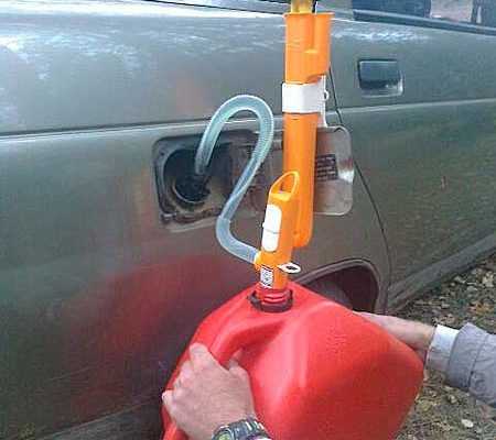 Где находится сливная пробка на баке УАЗ Патриот и как её открутить