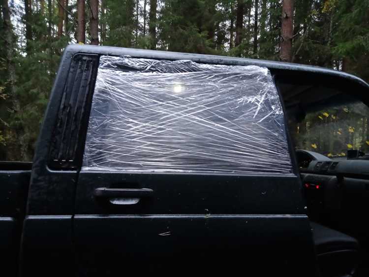 Демонтаж старого стекла без повреждения кузова