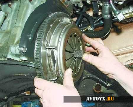 Как правильно отрегулировать рабочий ход сцепления