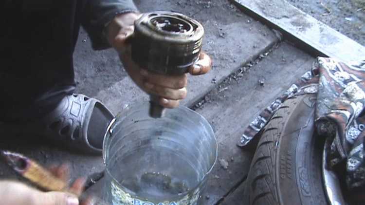 Удаление старого пыльника наружного шруса